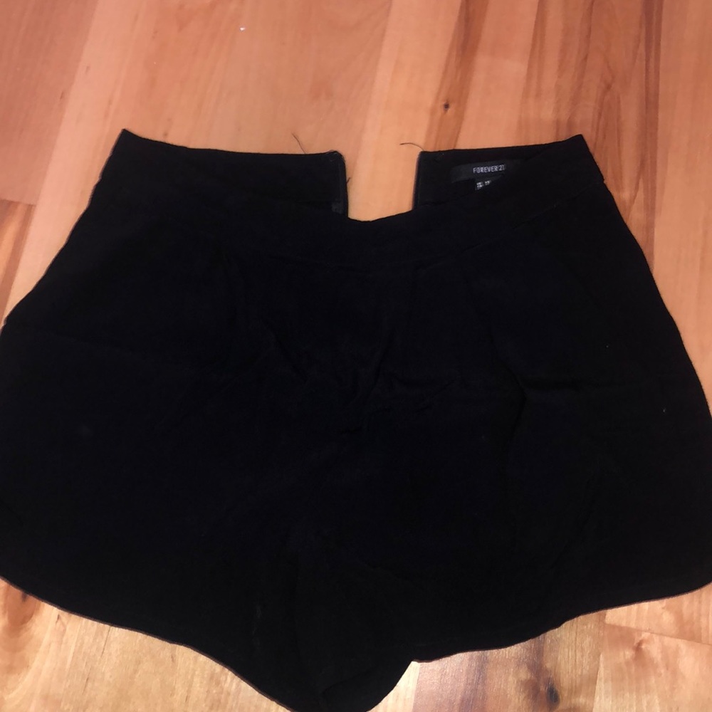 Black linen shorts